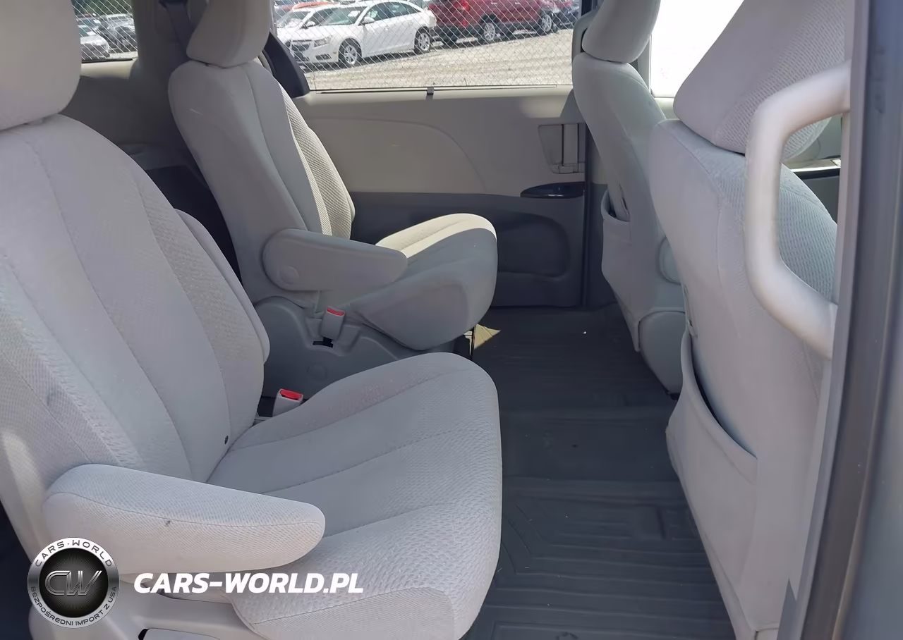 2011 Toyota Sienna Le VIN:5TDJK3DC8BS020842 - 8