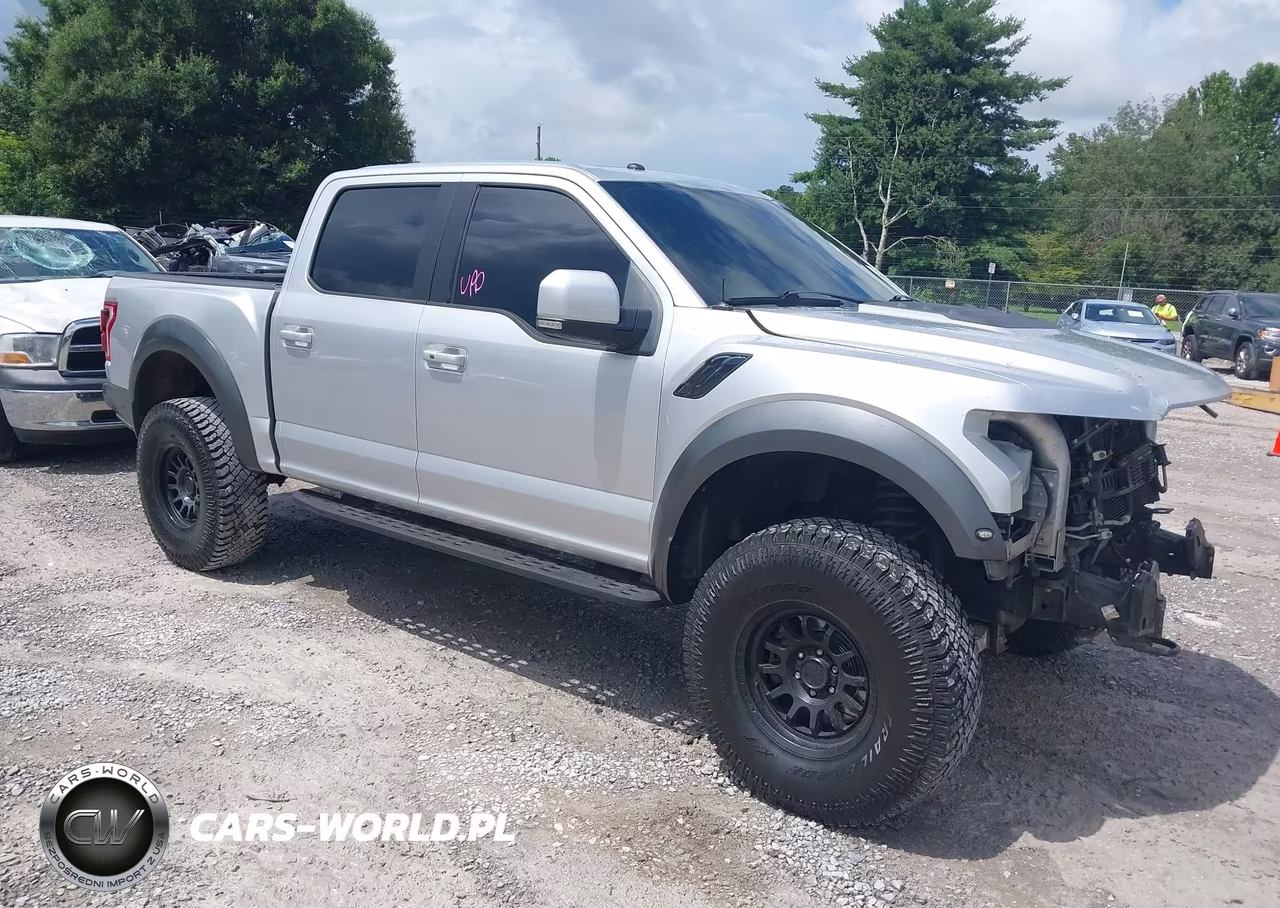2017 Ford F-150 Raptor – zdjęcie 1 z 17