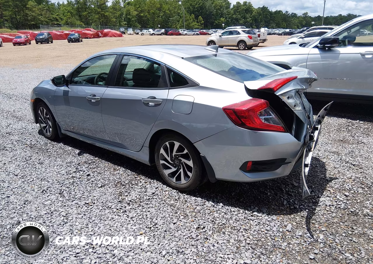 2018 Honda Civic Ex VIN:19XFC2F71JE015116 - 3