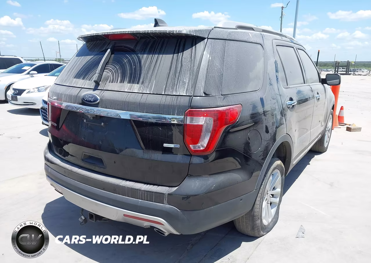 2016 Ford Explorer Limited VIN:1FM5K8FH1GGC71268 - 4