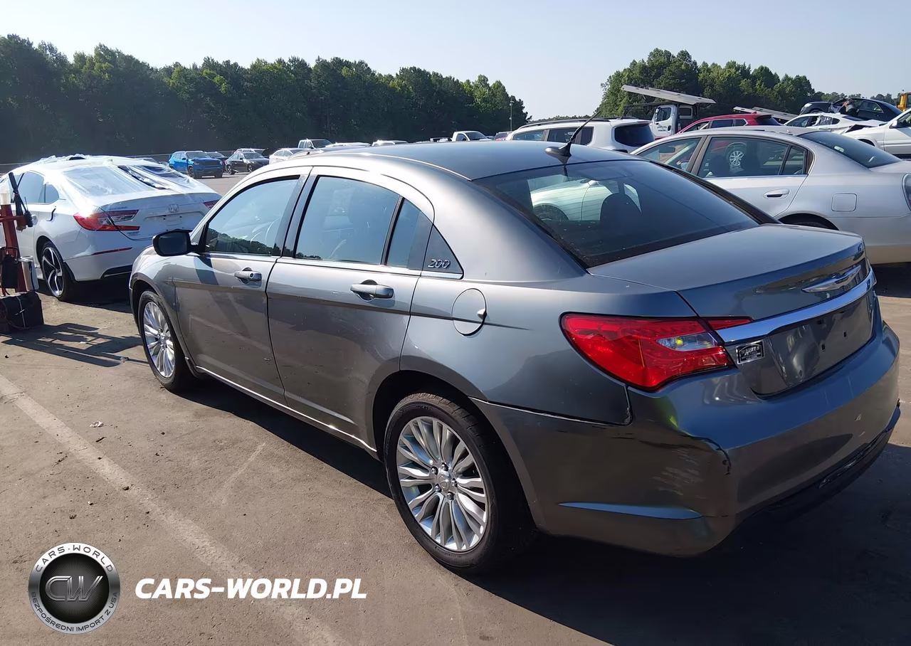 2012 Chrysler 200 Touring VIN:1C3CCBBG4CN288711 - 3