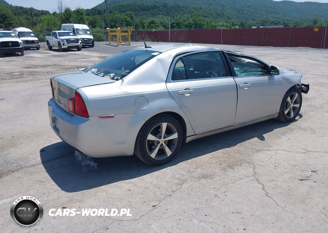 2011 Chevrolet Malibu 1Lt VIN:1G1ZC5E13BF242139 - 4
