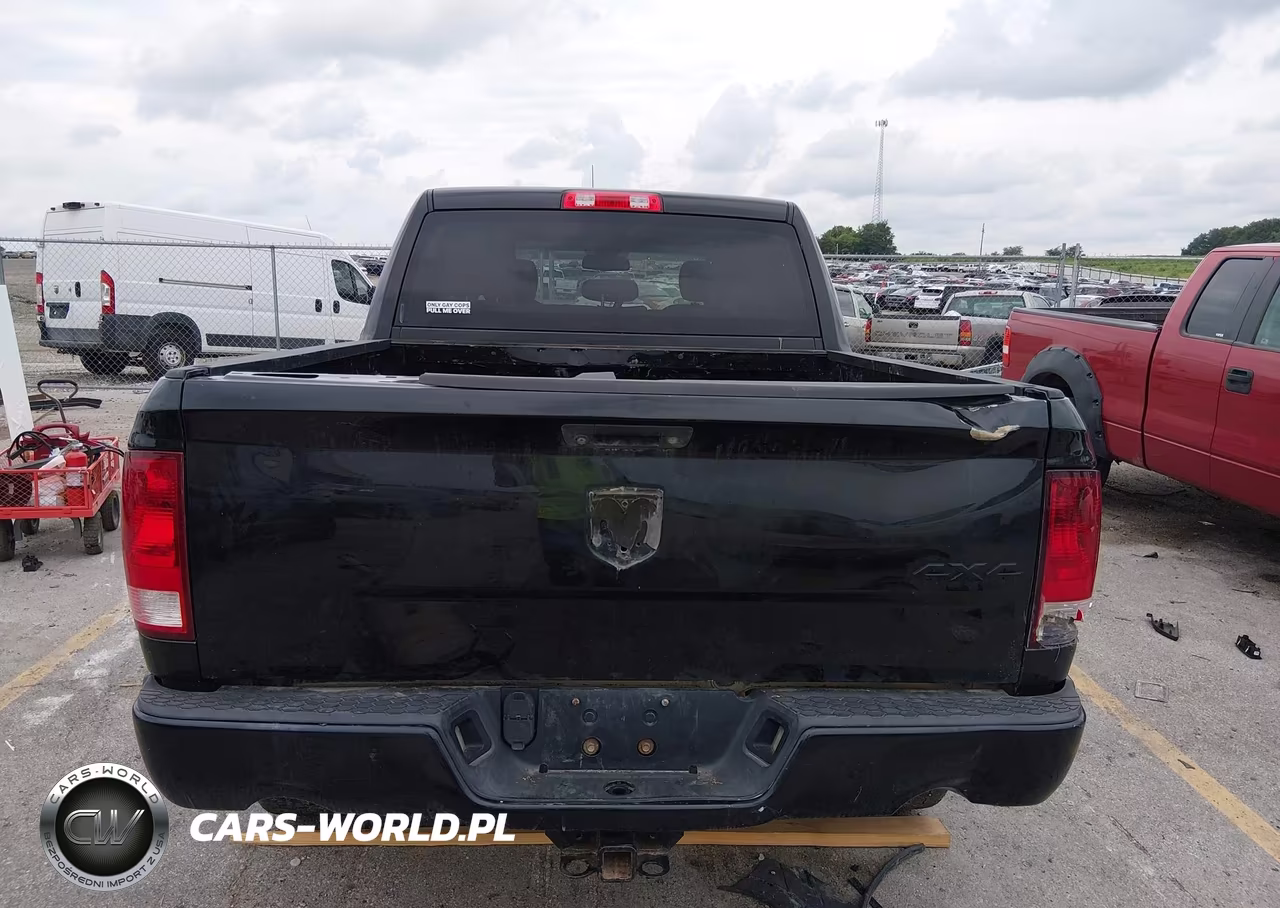 2015 Ram 1500 Express VIN:3C6RR7KT4FG676010 - 16