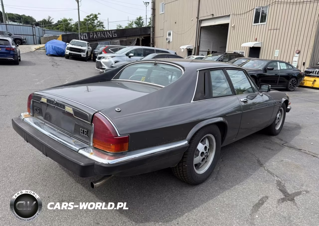 1985 Jaguar Xjs VIN:SAJNV5842FC119317 - 4