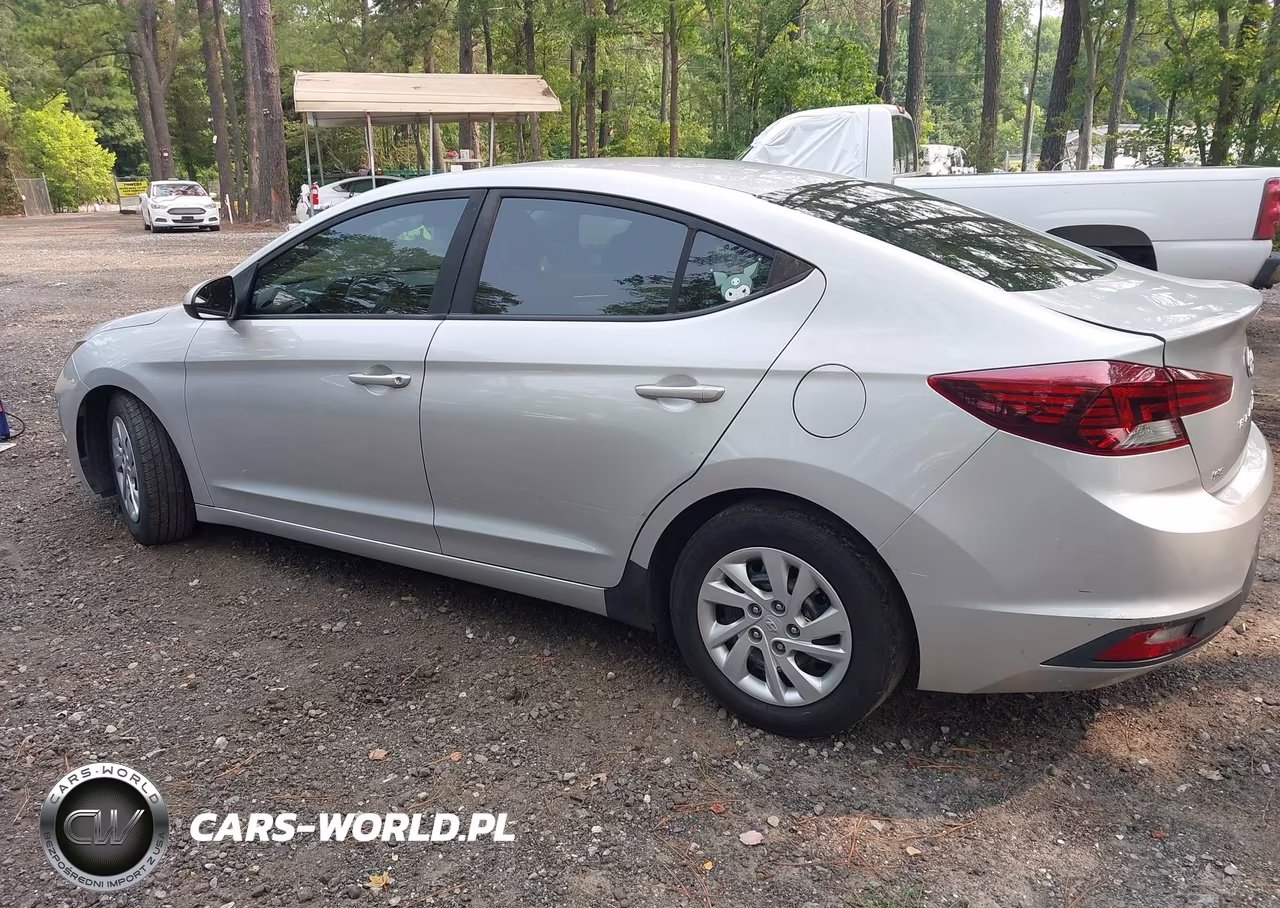 2019 Hyundai Elantra Se VIN:5NPD74LF4KH464970 - 3
