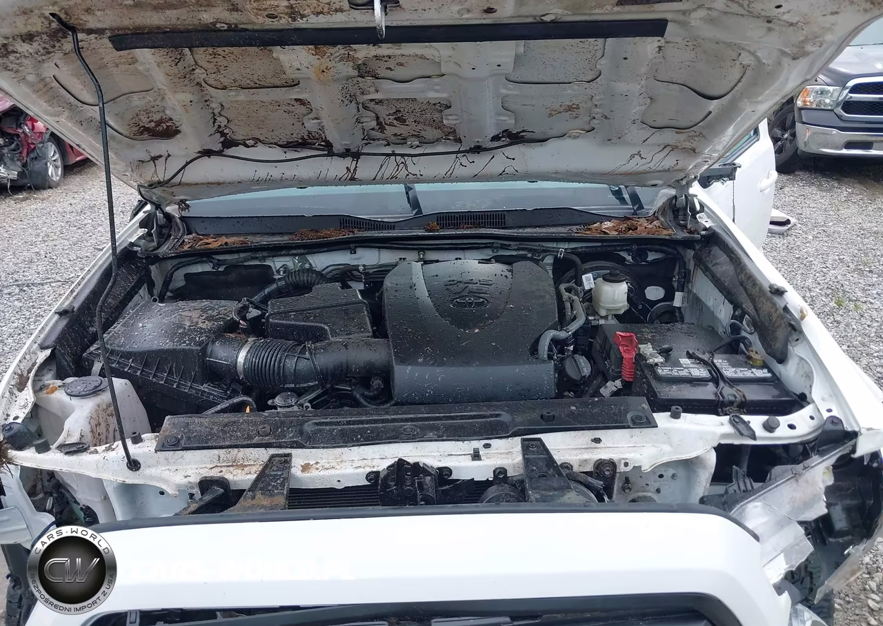 2023 Toyota Tacoma Sr V6 VIN:3TMCZ5AN8PM564321 - 10