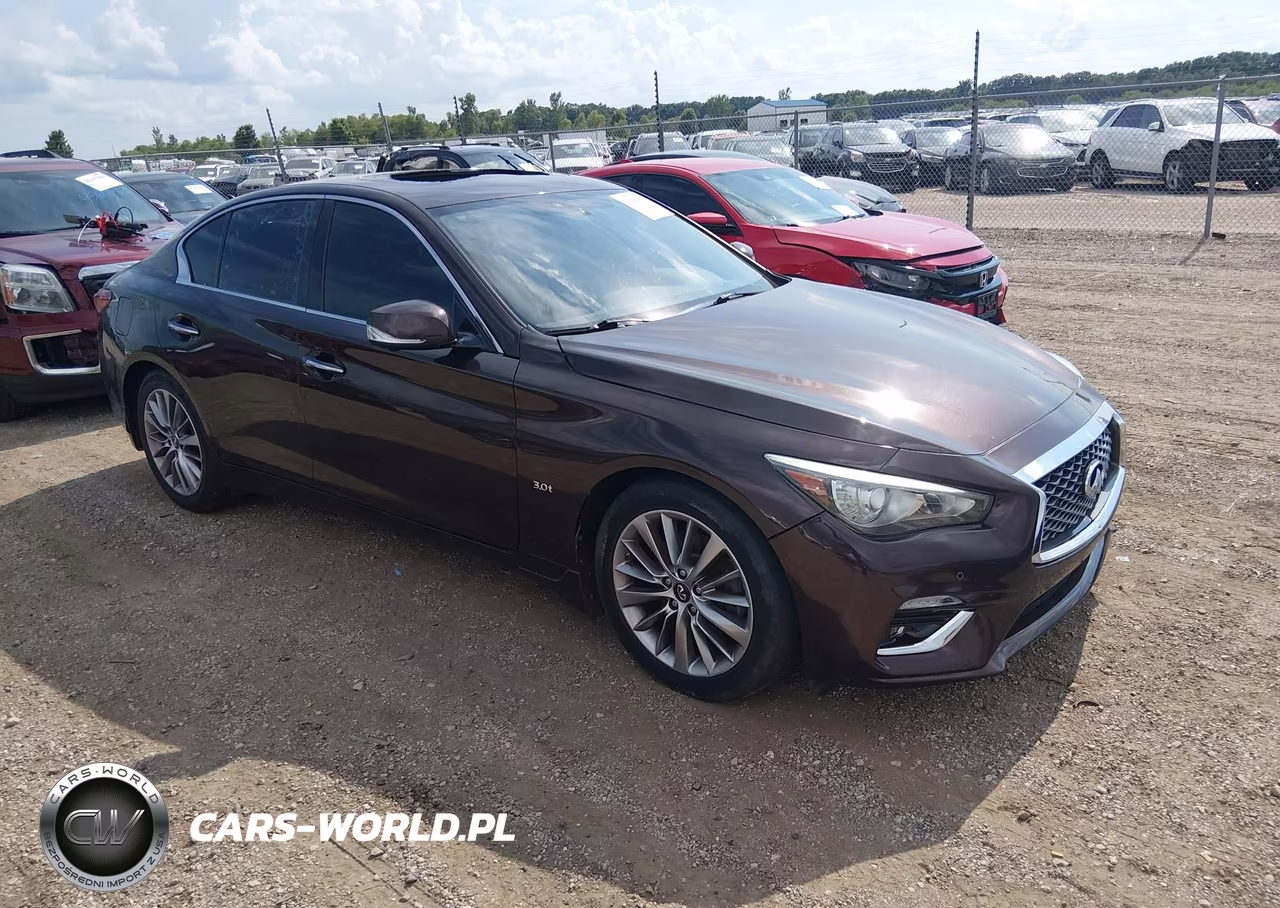 2018 Infiniti Q50 3.0T Luxe – zdjęcie 1 z 17