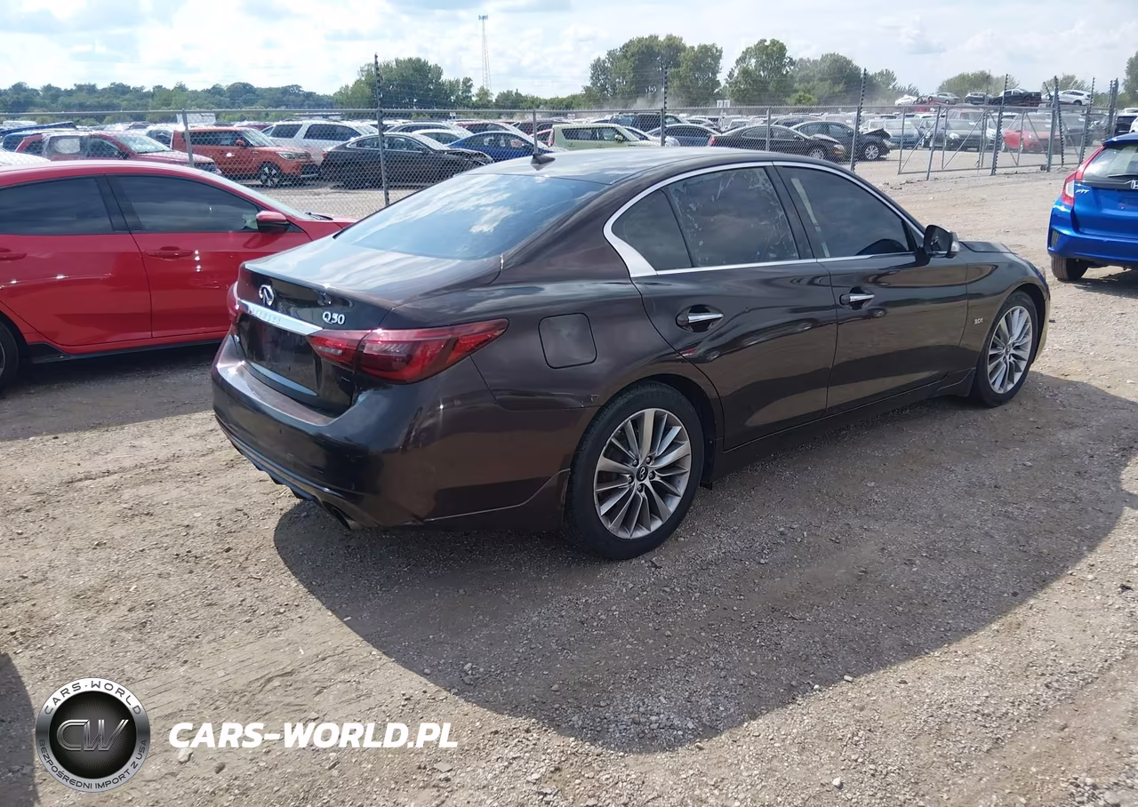 2018 Infiniti Q50 3.0T Luxe VIN:JN1EV7AR4JM439258 - 4
