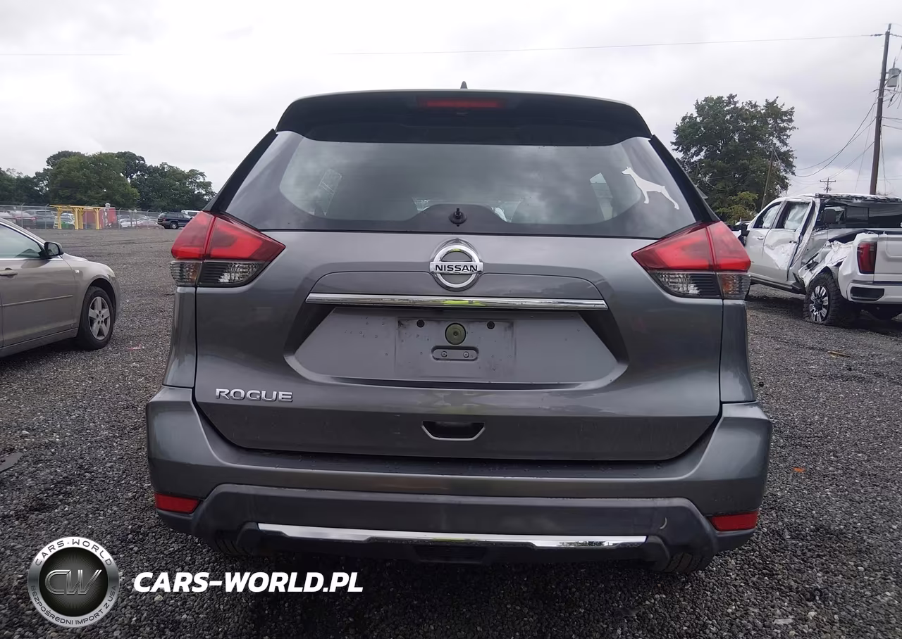 2018 Nissan Rogue S VIN:KNMAT2MT6JP530591 - 17