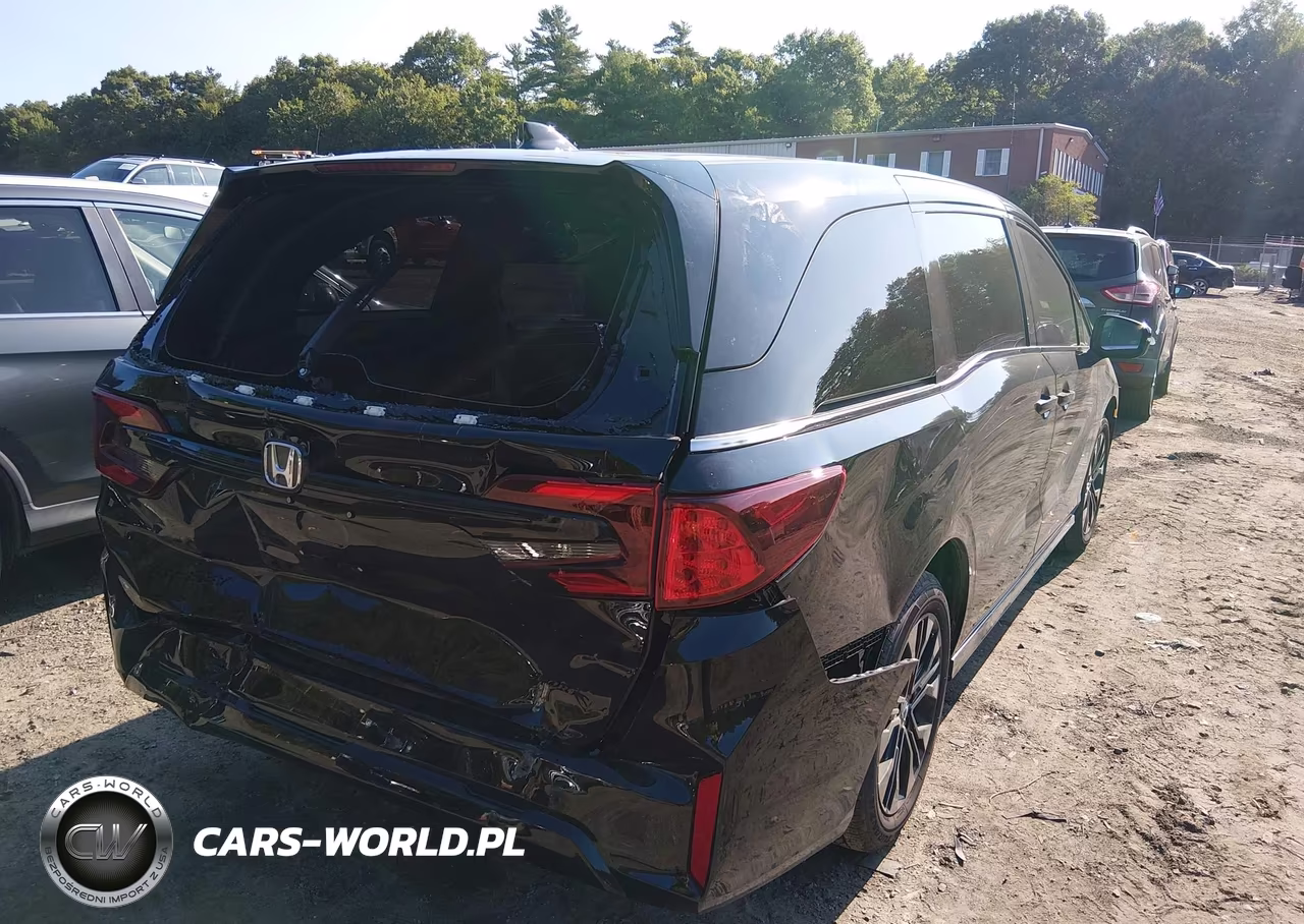 2026 Honda Odyssey Sport-L VIN:5FNRL6H71TB064170 - 4