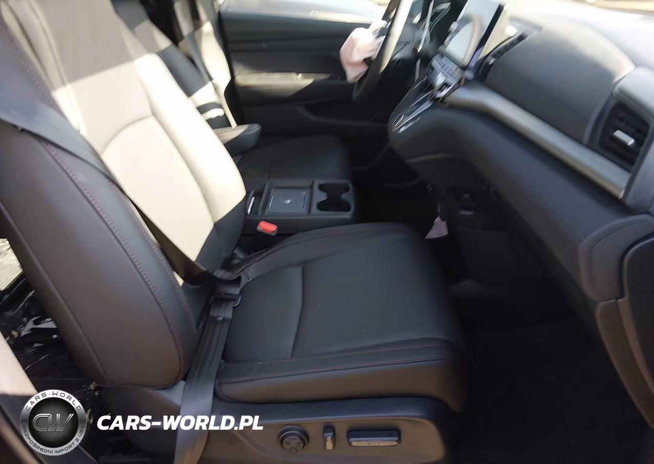 2026 Honda Odyssey Sport-L VIN:5FNRL6H71TB064170 - 5