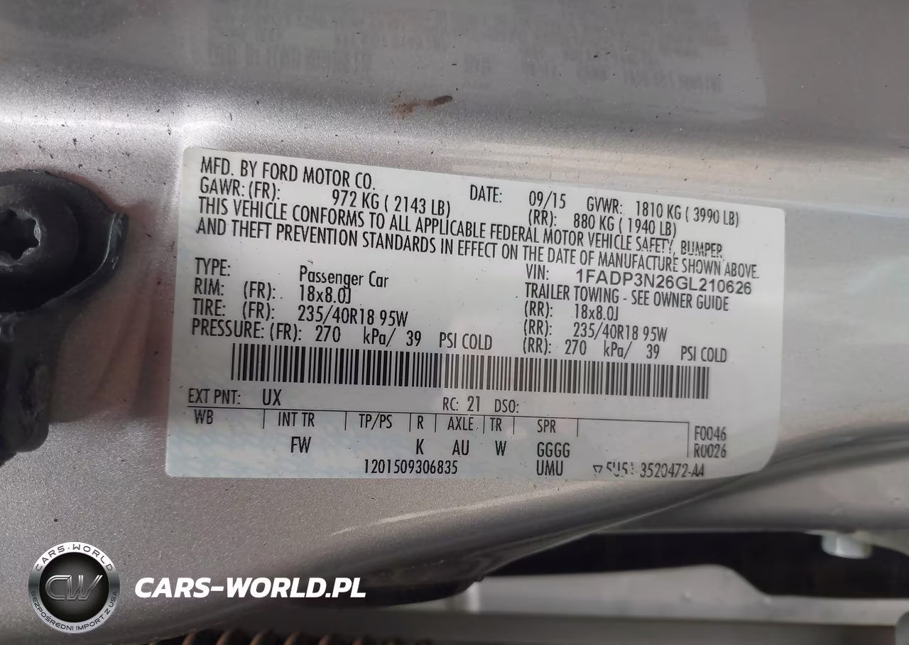 2016 Ford Focus Titanium VIN:1FADP3N26GL210626 - 9