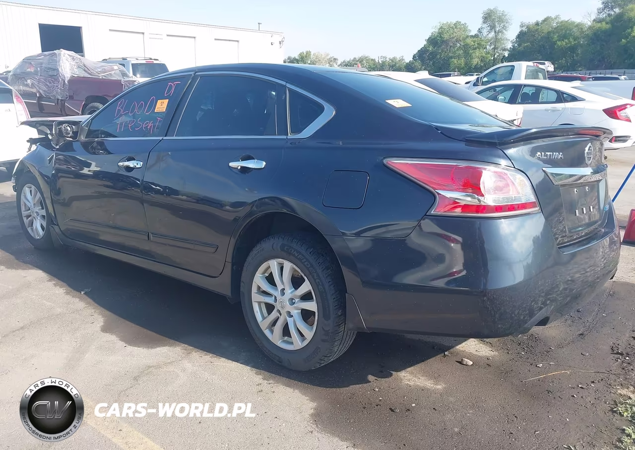 2014 Nissan Altima 2.5 S VIN:1N4AL3AP2EN227845 - 3