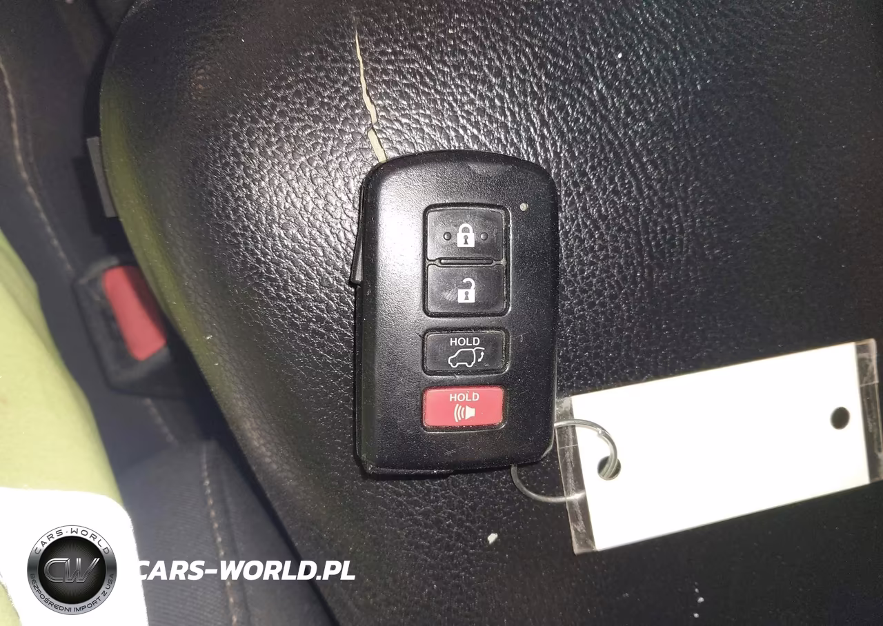2018 Toyota Rav4 Xle VIN:2T3RFREV8JW732159 - 11
