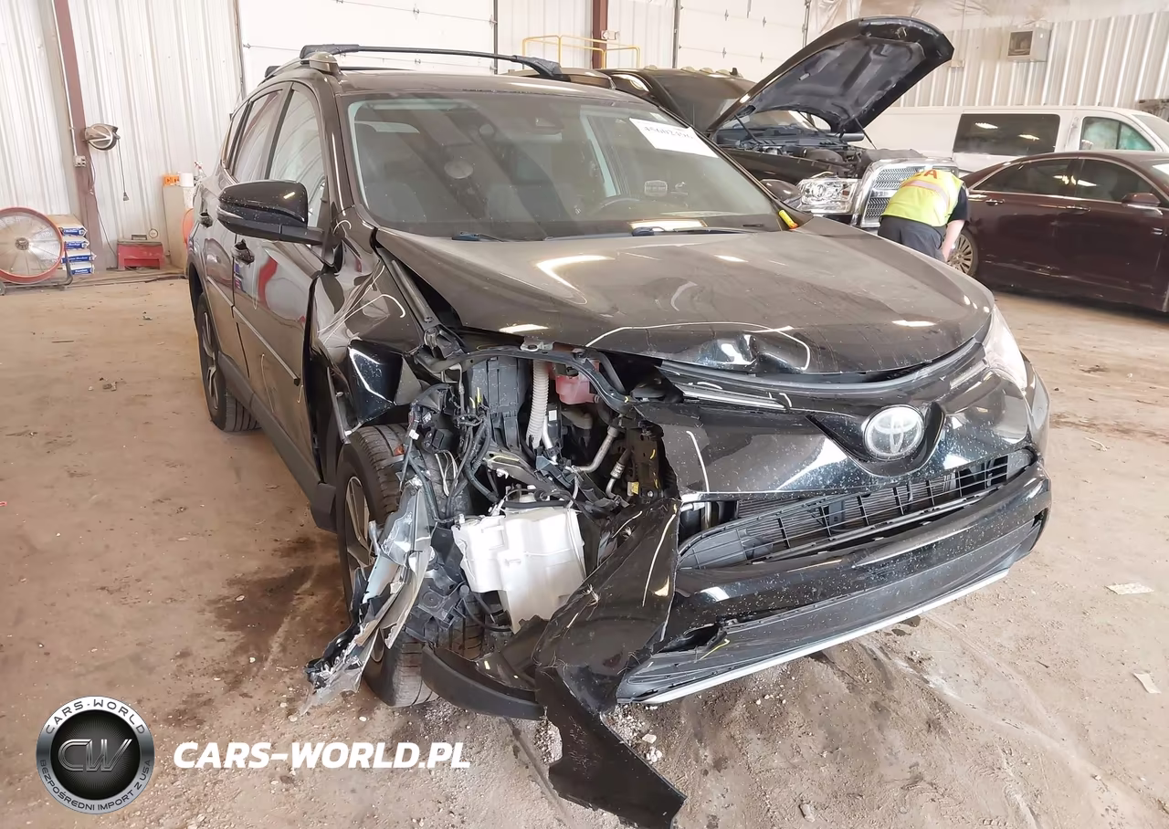 2018 Toyota Rav4 Xle VIN:2T3RFREV8JW732159 - 6