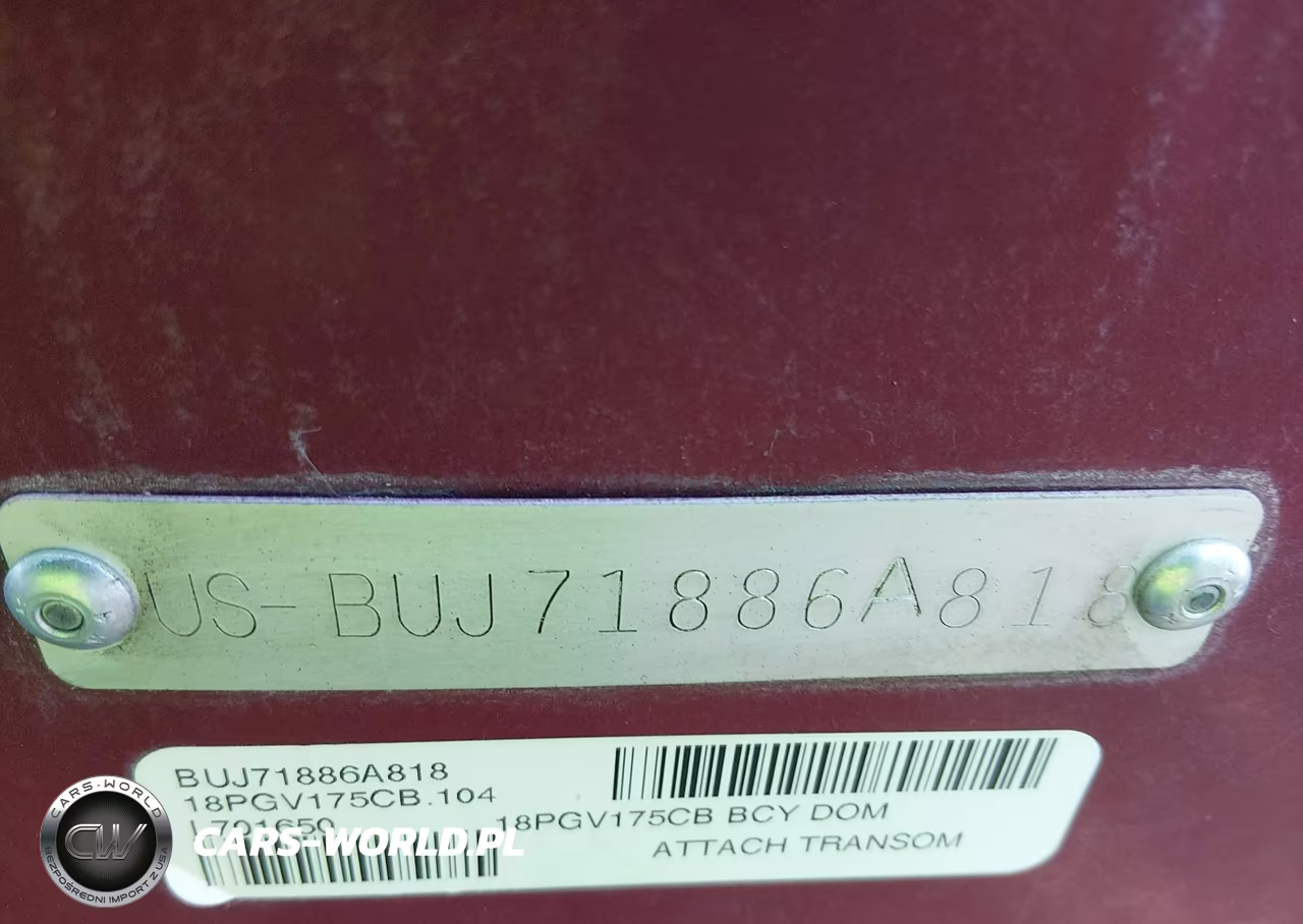 2018 17 1-2 Tracker VIN:000USBUJ71886A818 - 9