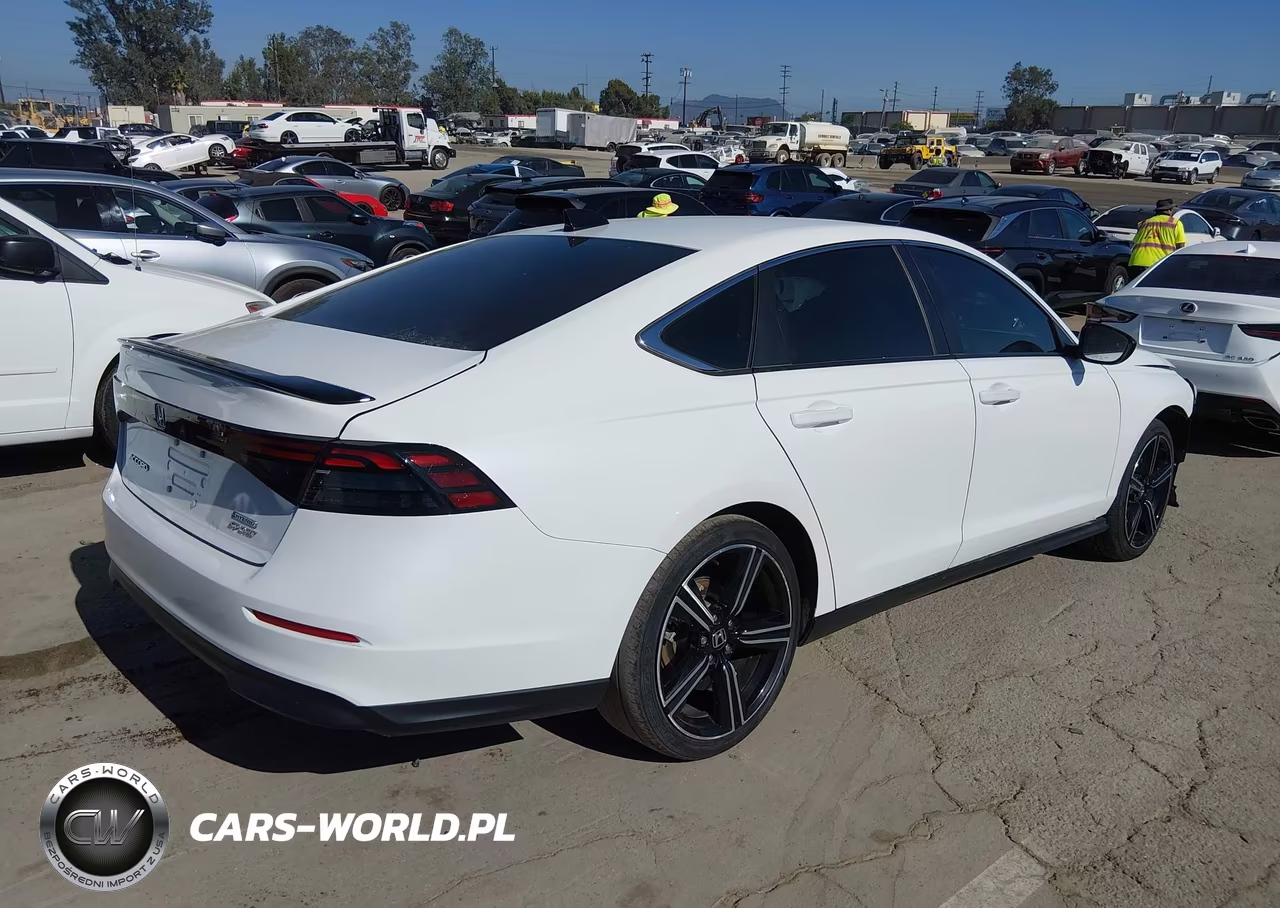 2025 Honda Accord Hybrid Sport VIN:1HGCY2F52SA045962 - 4