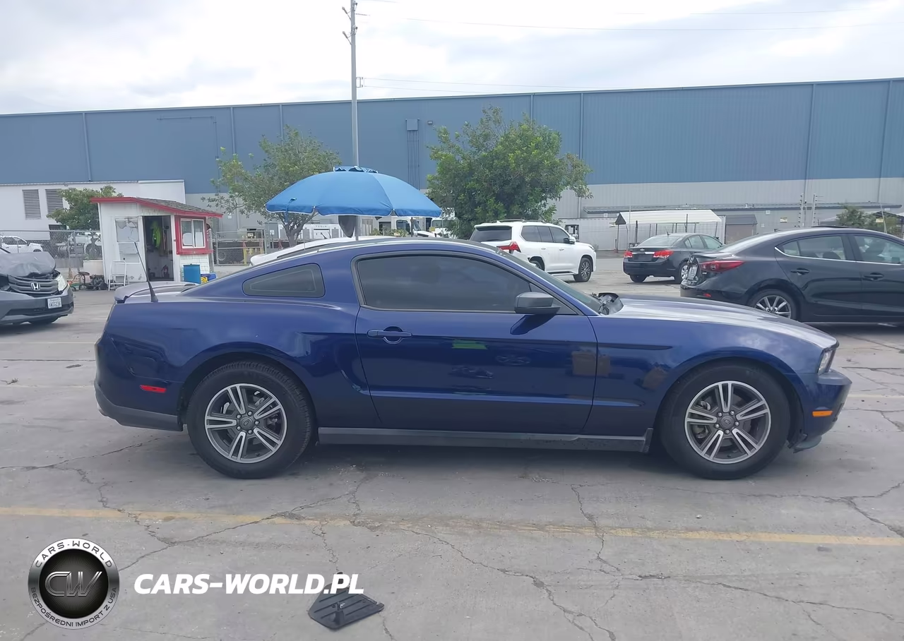 2012 Ford Mustang V6 Premium VIN:1ZVBP8AM1C5210339 - 13