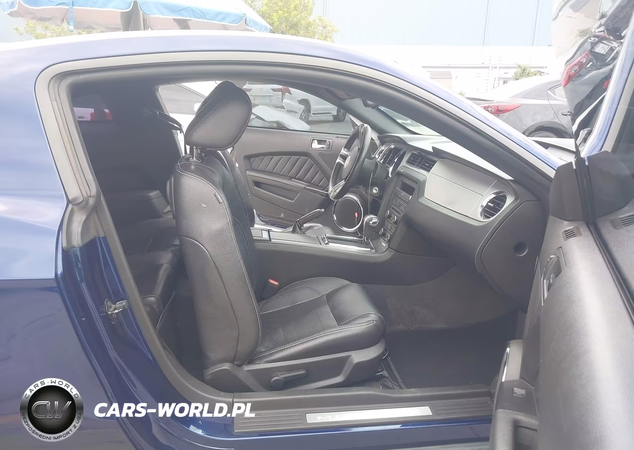 2012 Ford Mustang V6 Premium VIN:1ZVBP8AM1C5210339 - 5