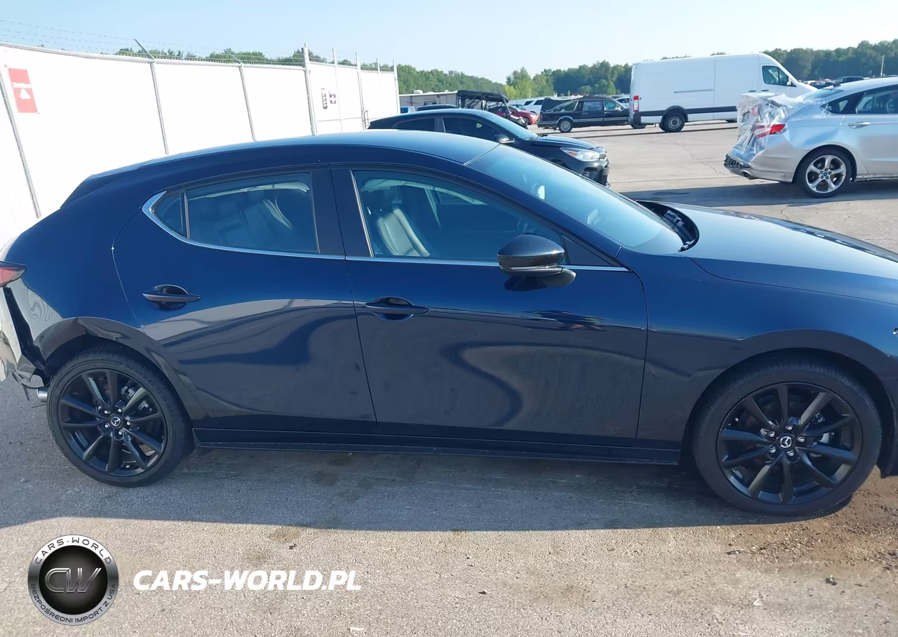 2025 Mazda Mazda3 2.5 S Select Sport VIN:JM1BPAKM0S1791136 - 13