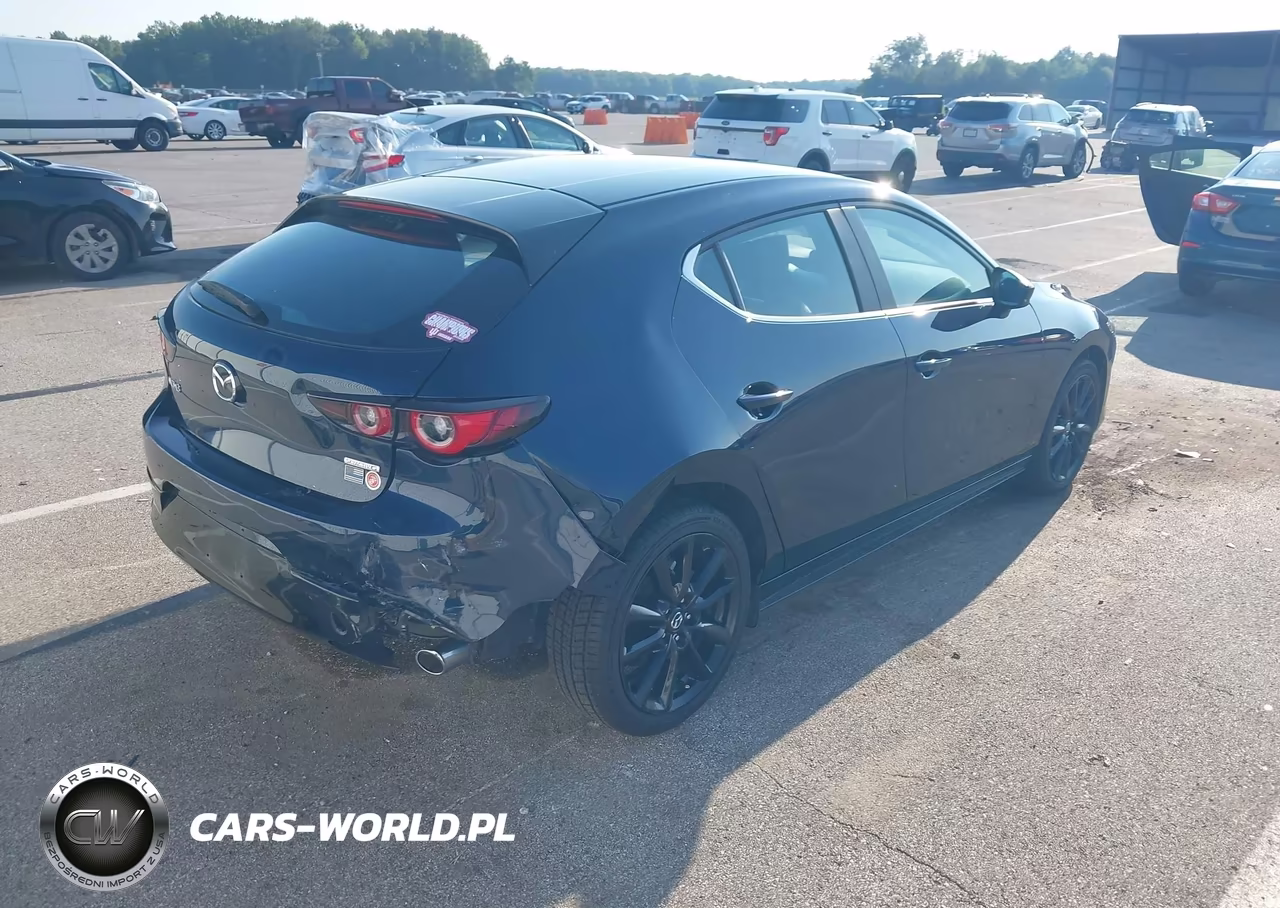 2025 Mazda Mazda3 2.5 S Select Sport VIN:JM1BPAKM0S1791136 - 4