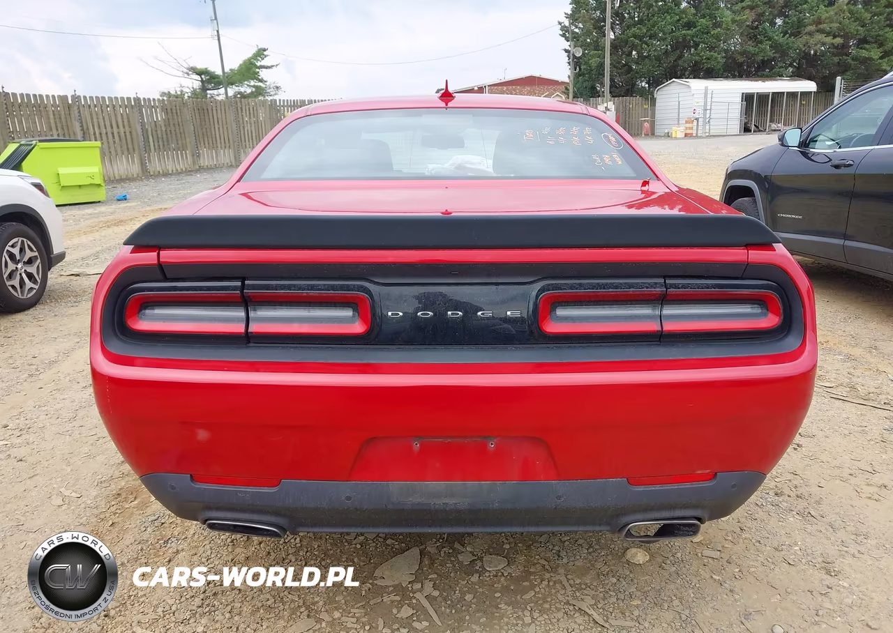 2015 Dodge Challenger Sxt VIN:2C3CDZAGXFH737510 - 15