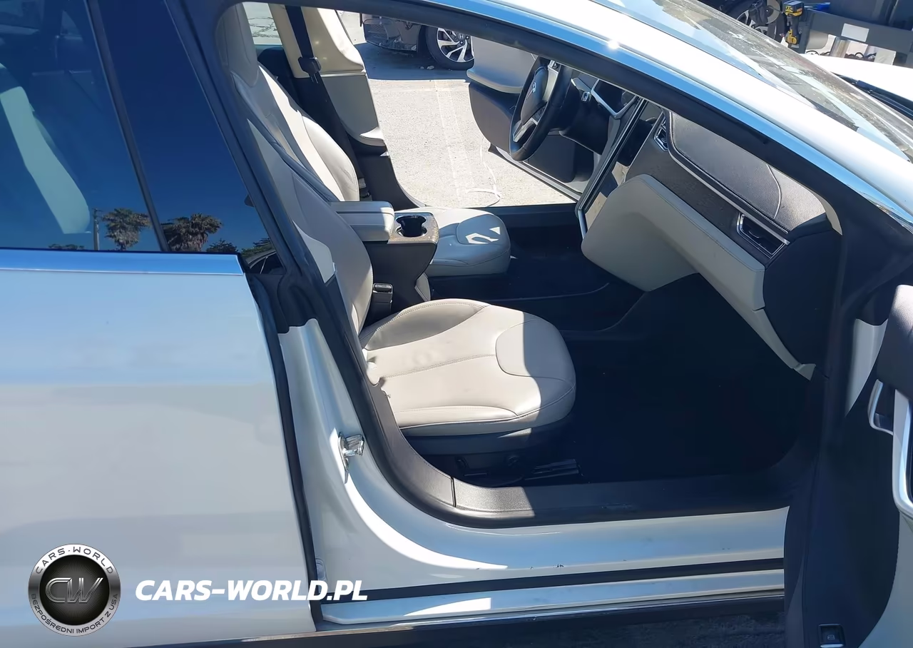 2013 Tesla Model S VIN:5YJSA1AG1DFP04870 - 5
