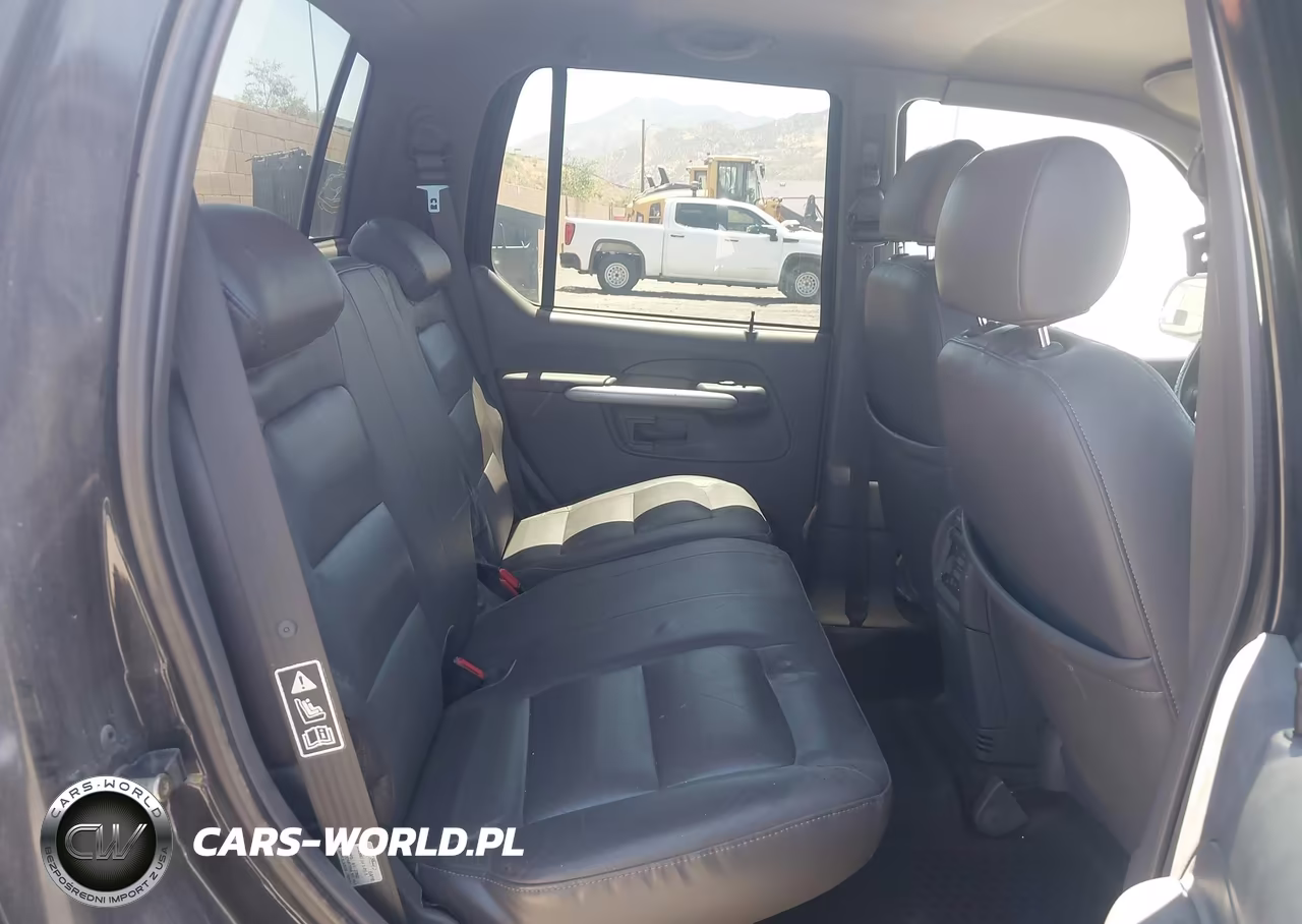 2002 Ford Explorer Sport Trac VIN:1FMZU67E72UA94496 - 8