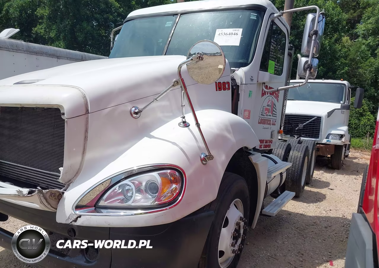 2004 Freightliner Conventional Columbia VIN:1FUJA6AS94LM48206 - 2