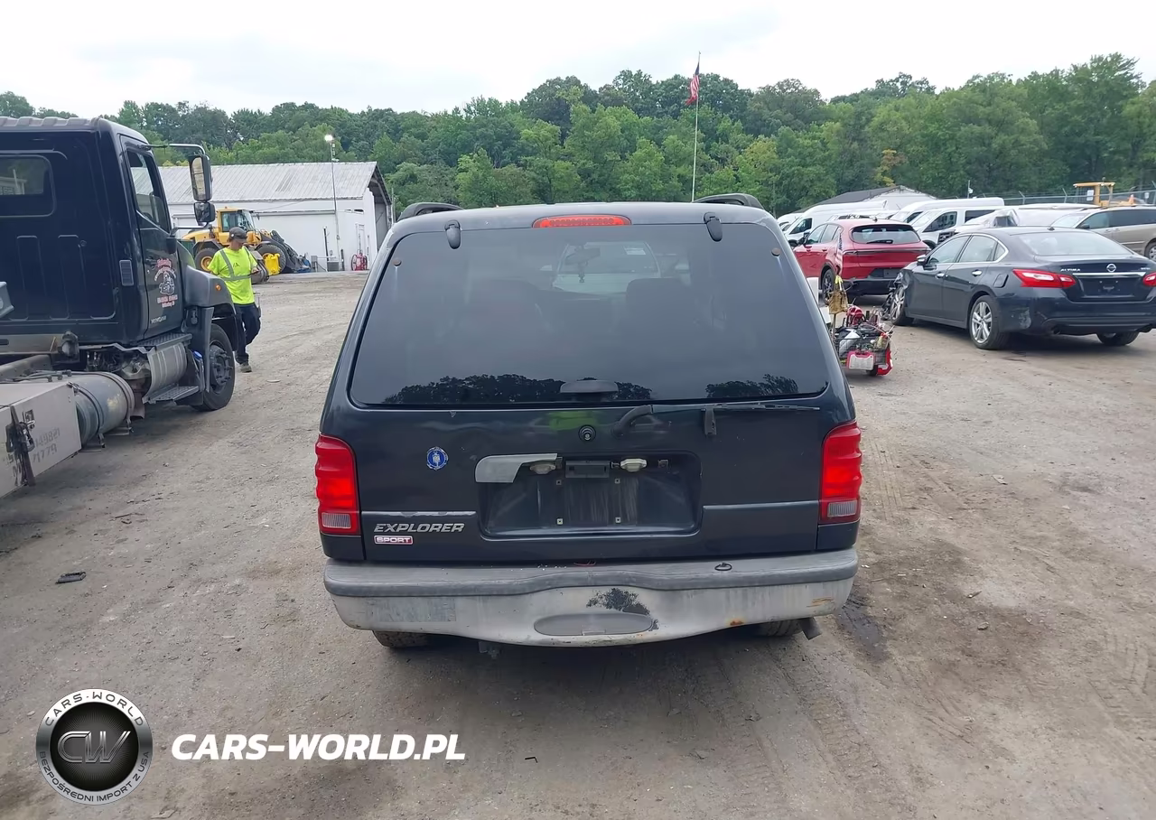 2001 Ford Explorer Sport VIN:1FMYU60E91UA29914 - 16