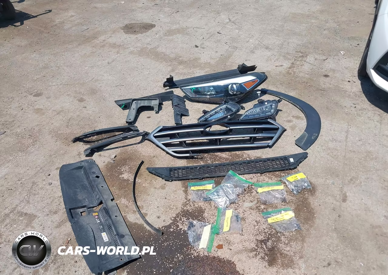 2018 Hyundai Tucson Sel Plus VIN:KM8J3CA41JU748521 - 12