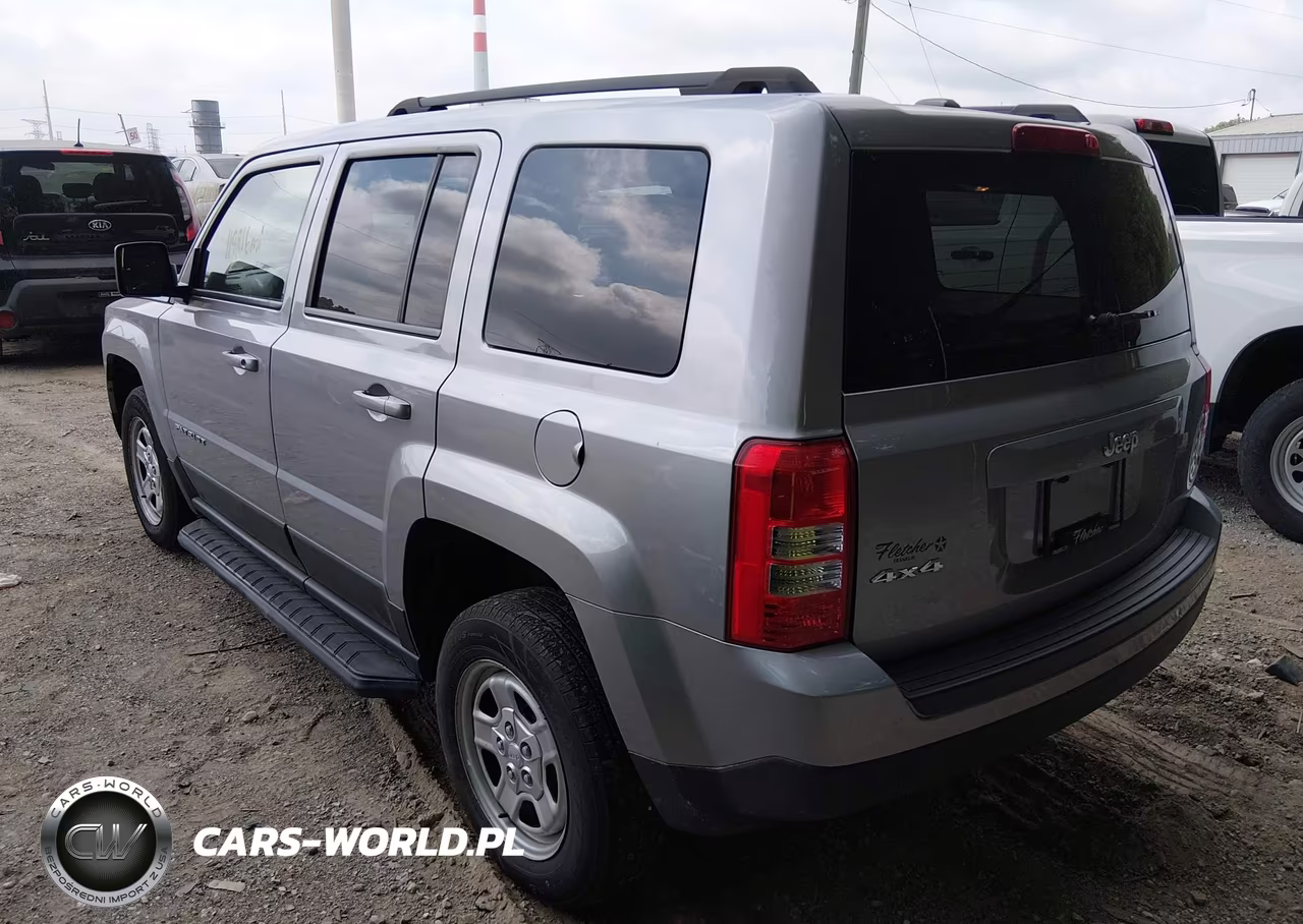 2016 Jeep Patriot Sport VIN:1C4NJRBBXGD556809 - 3