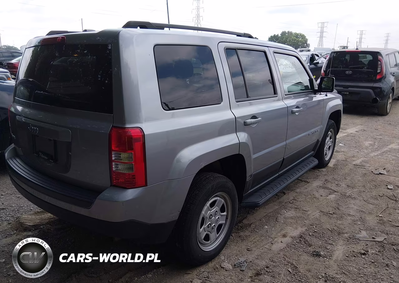 2016 Jeep Patriot Sport VIN:1C4NJRBBXGD556809 - 4