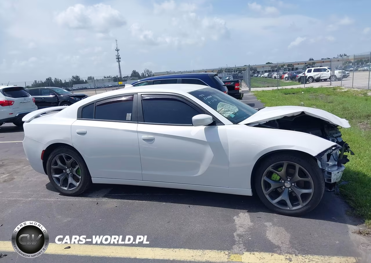 2015 Dodge Charger Sxt VIN:2C3CDXHG2FH734000 - 14