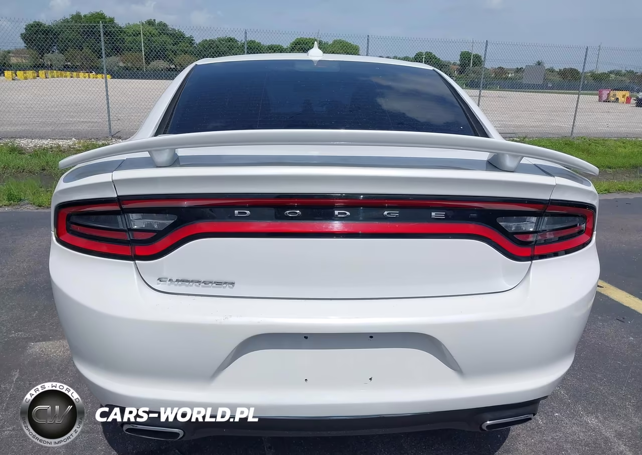 2015 Dodge Charger Sxt VIN:2C3CDXHG2FH734000 - 17