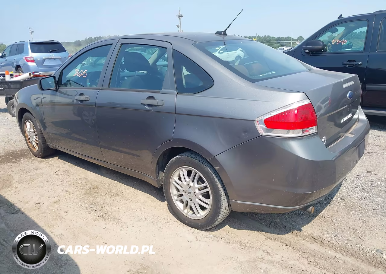 2009 Ford Focus Se VIN:1FAHP35N89W157554 - 3