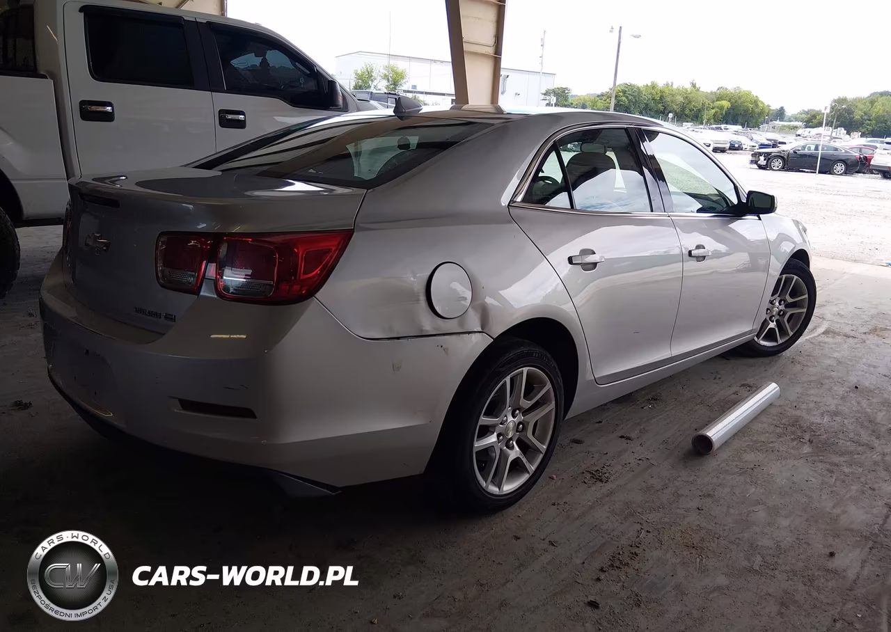 2013 Chevrolet Malibu Eco VIN:1G11D5RR9DF113772 - 4