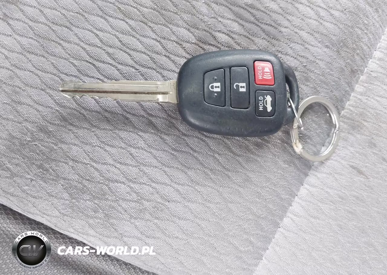 2016 Toyota Corolla Le Plus VIN:5YFBURHE6GP446865 - 11