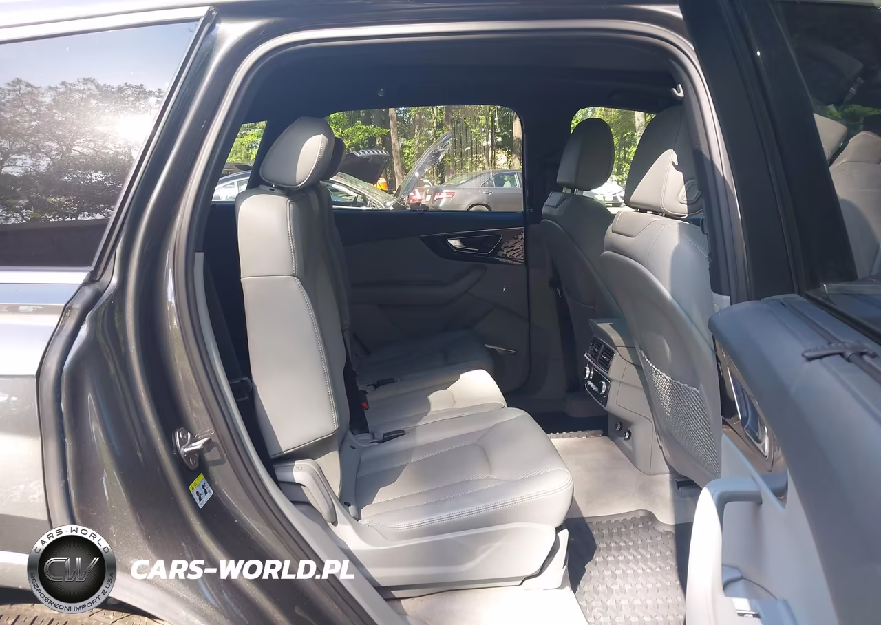 2019 Audi Q7 55 Premium VIN:WA1VAAF7XKD012014 - 8