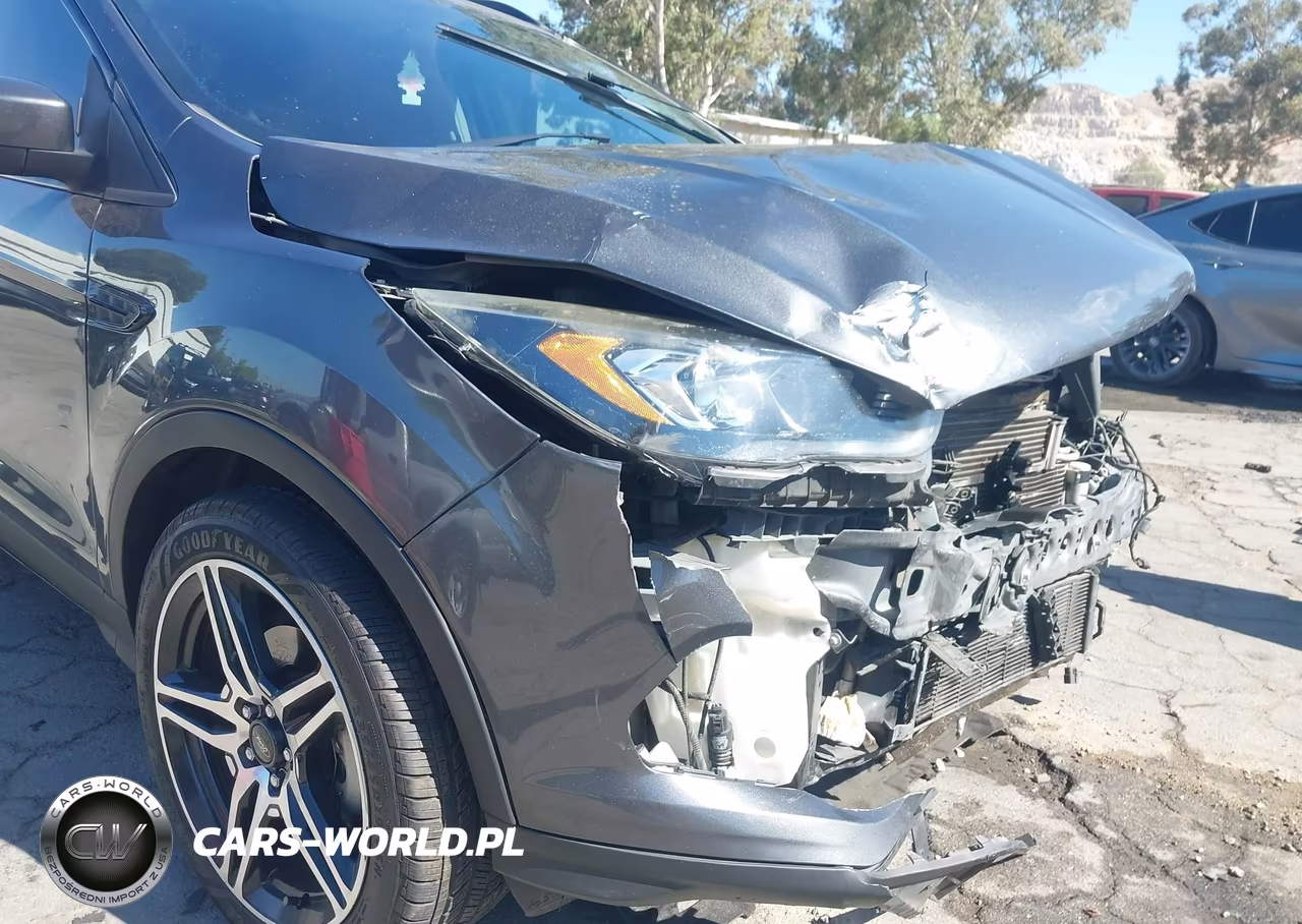 2019 Ford Escape Sel VIN:1FMCU0HD7KUB62661 - 18