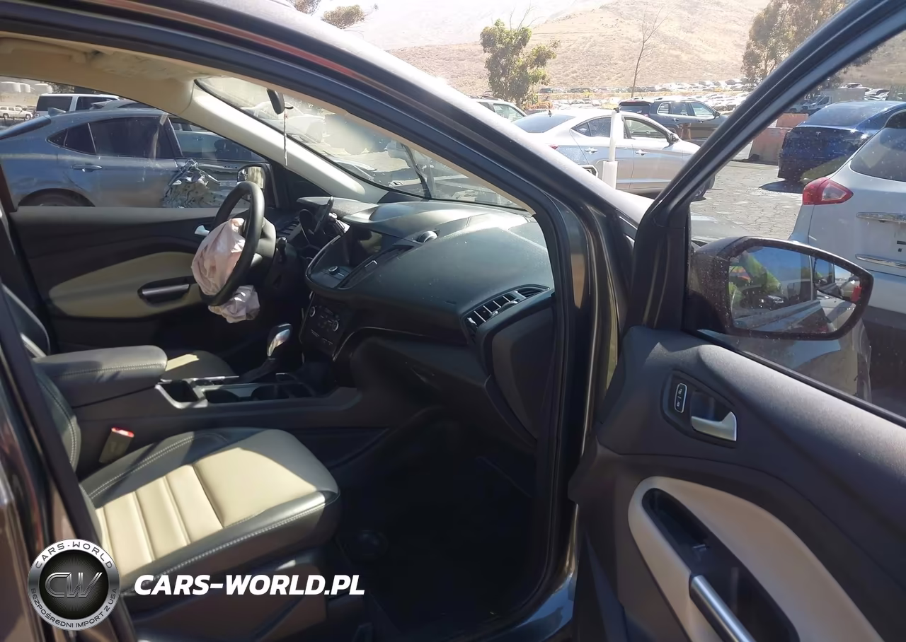 2019 Ford Escape Sel VIN:1FMCU0HD7KUB62661 - 5