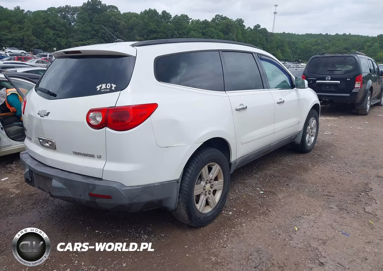 2010 Chevrolet Traverse Lt VIN:1GNLRGED6AS106781 - 4