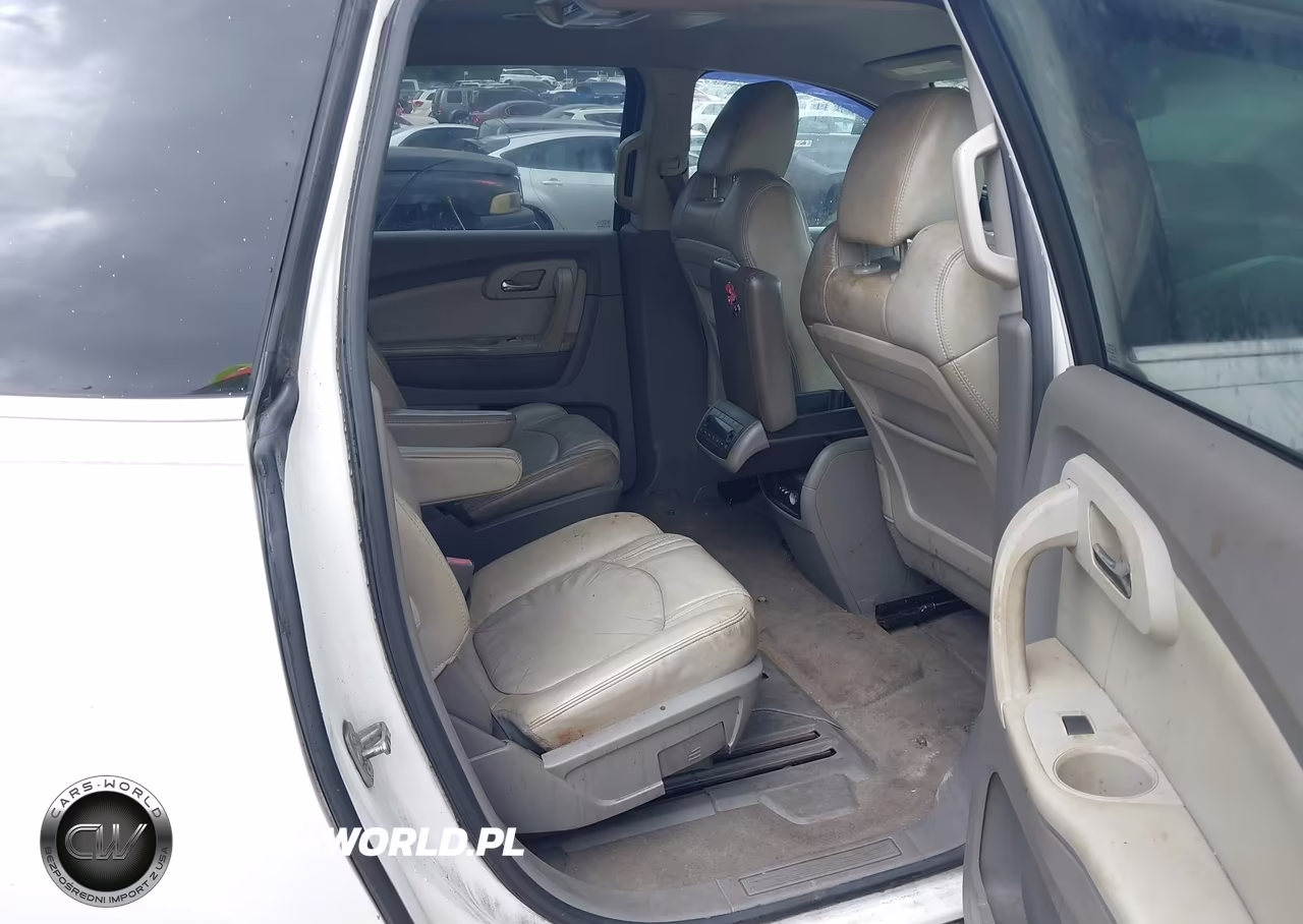 2010 Chevrolet Traverse Lt VIN:1GNLRGED6AS106781 - 8