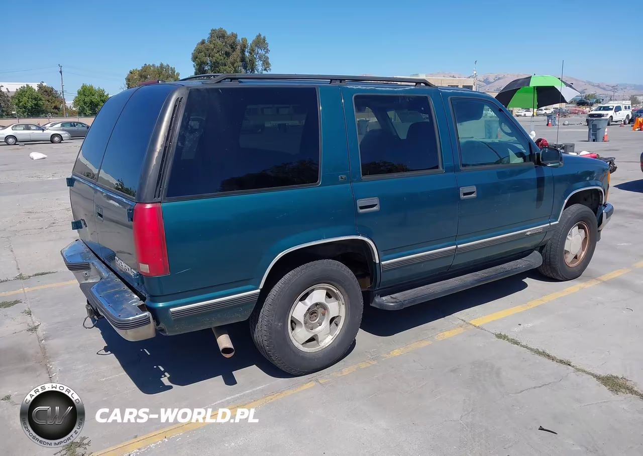 1997 Chevrolet Tahoe Ls VIN:1GNEK13R2VJ332899 - 4