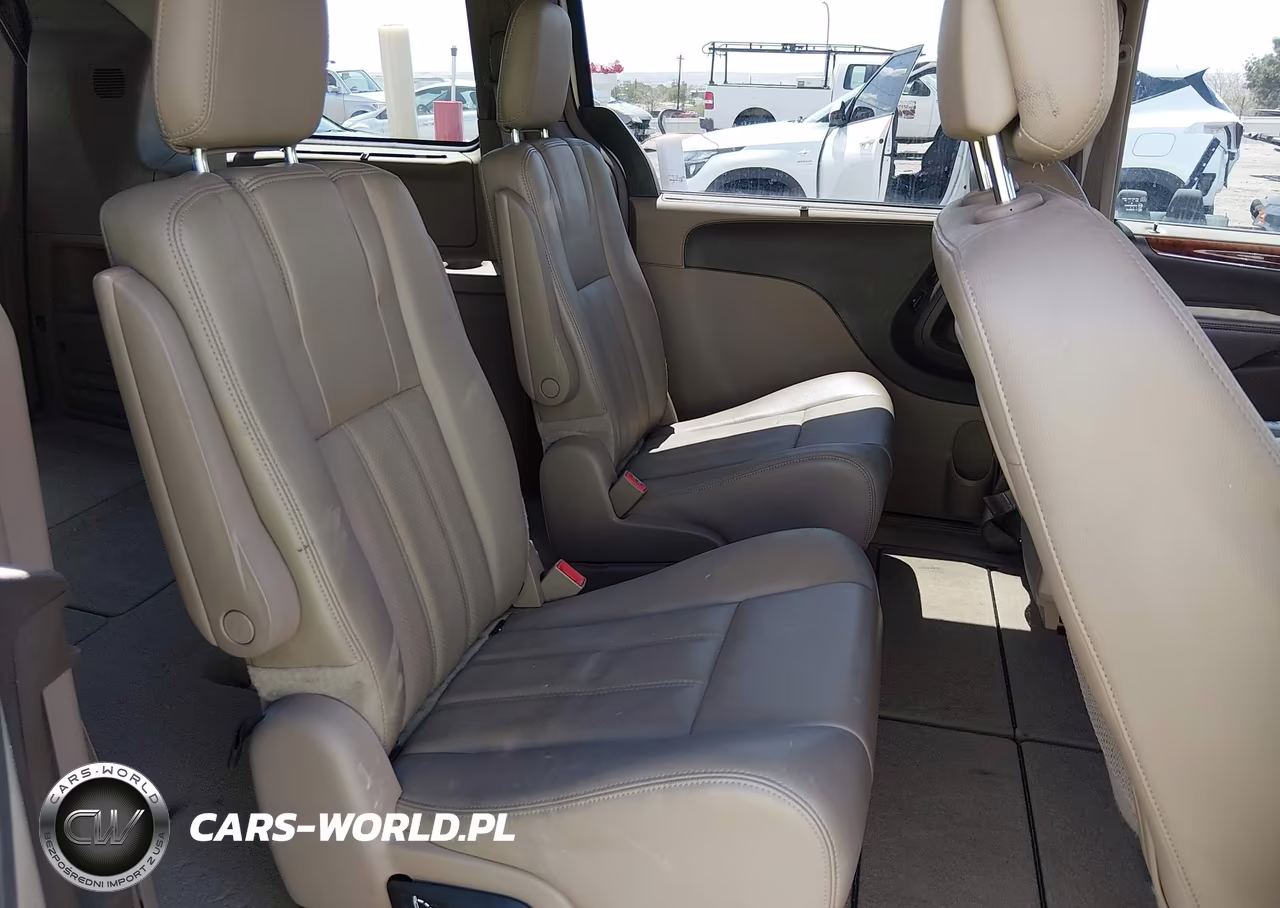 2013 Chrysler Town & Country Touring-L VIN:2C4RC1CG2DR511816 - 8