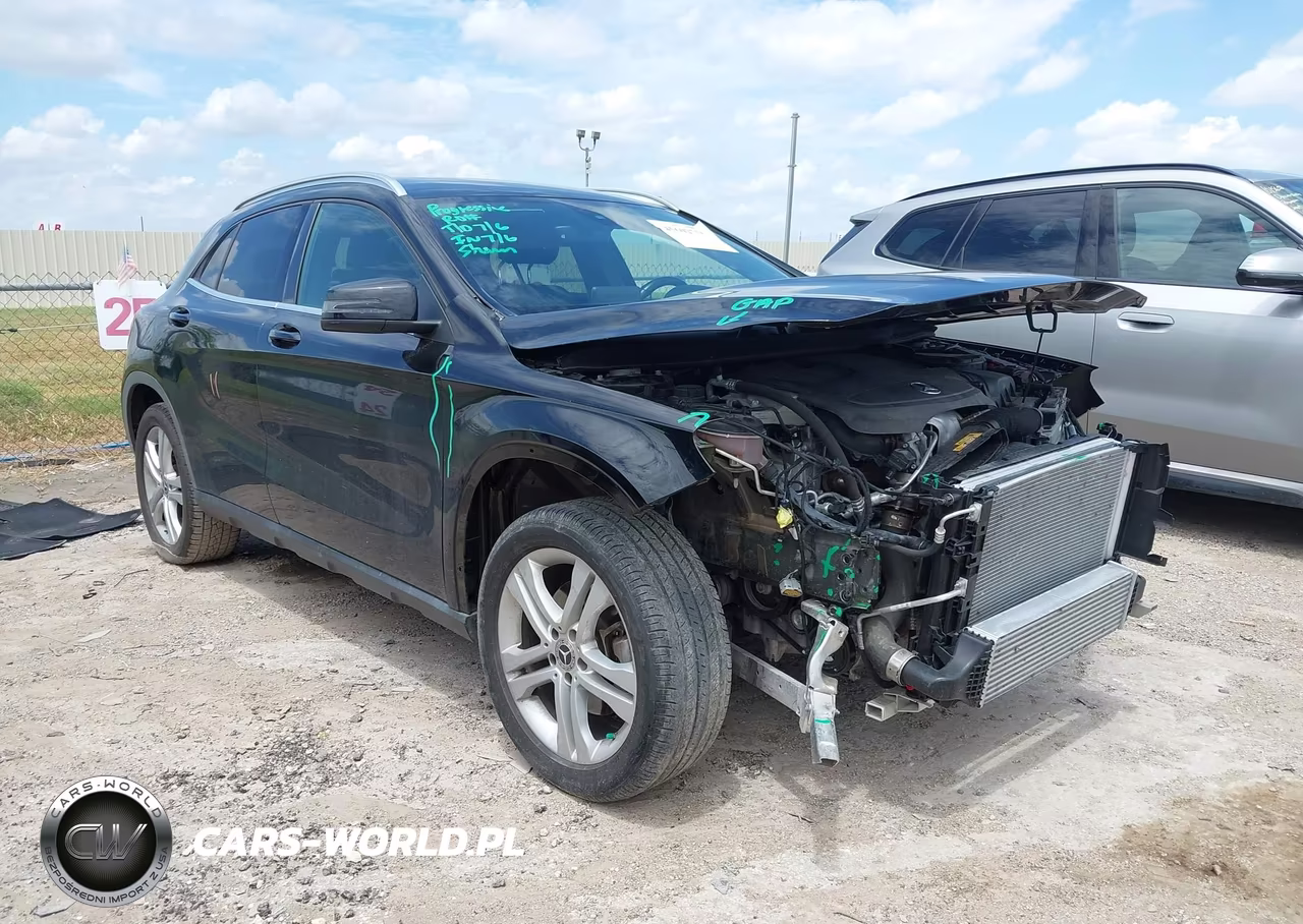 2020 Mercedes-Benz Gla 250 – zdjęcie 1 z 16