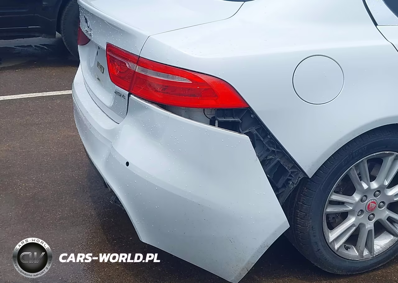 2017 Jaguar Xe 25T Premium VIN:SAJAD4BG3HA967249 - 14