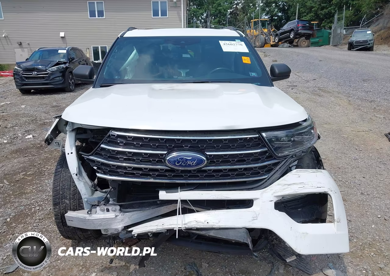 2020 Ford Explorer Xlt VIN:1FMSK8DH9LGC25557 - 12
