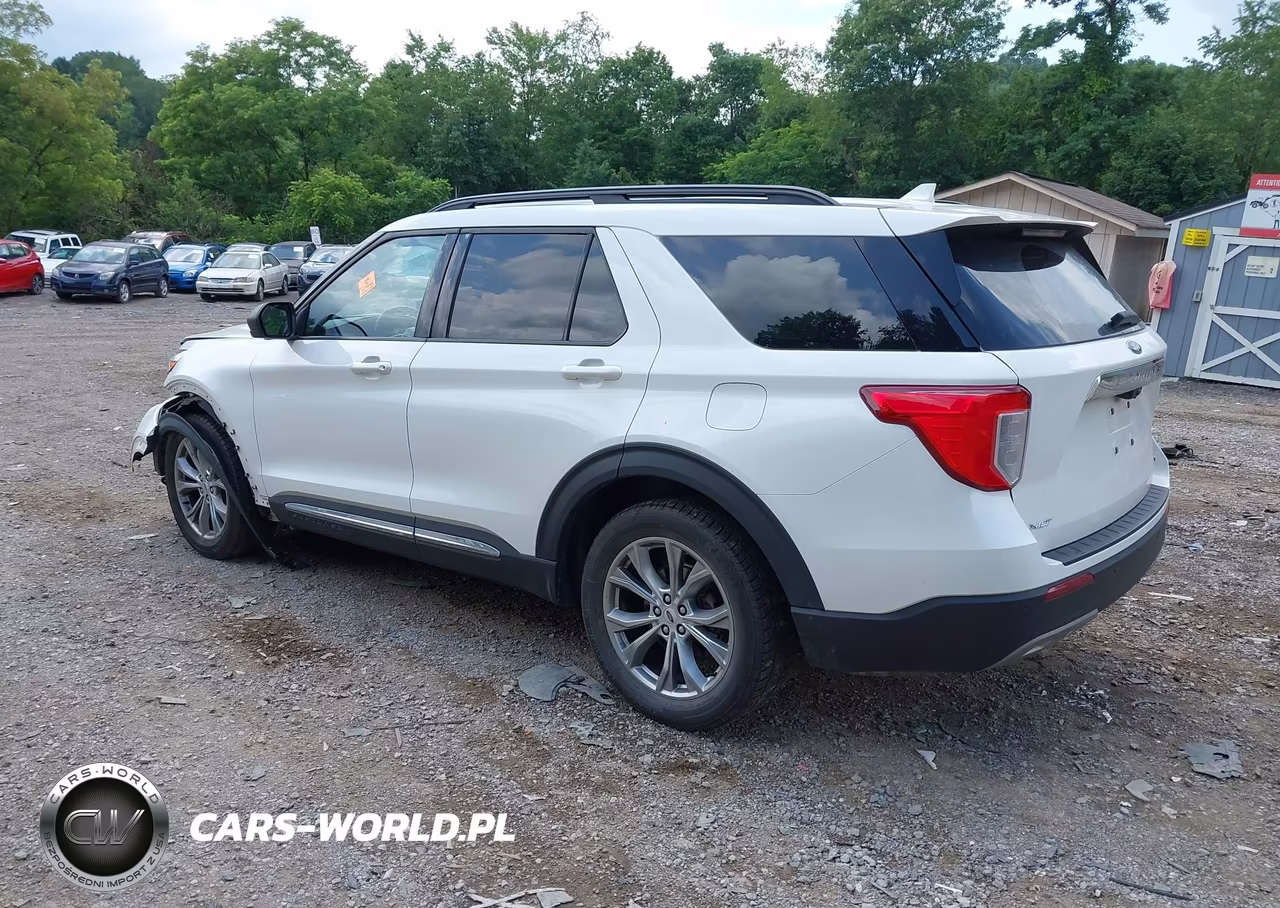 2020 Ford Explorer Xlt VIN:1FMSK8DH9LGC25557 - 3