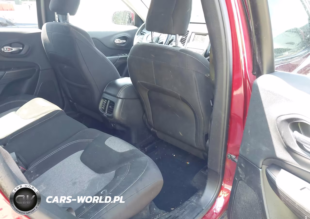 2014 Jeep Cherokee Latitude VIN:1C4PJMCB6EW181500 - 8